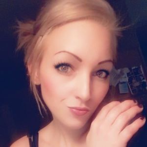 Meet your Posher, Stephy